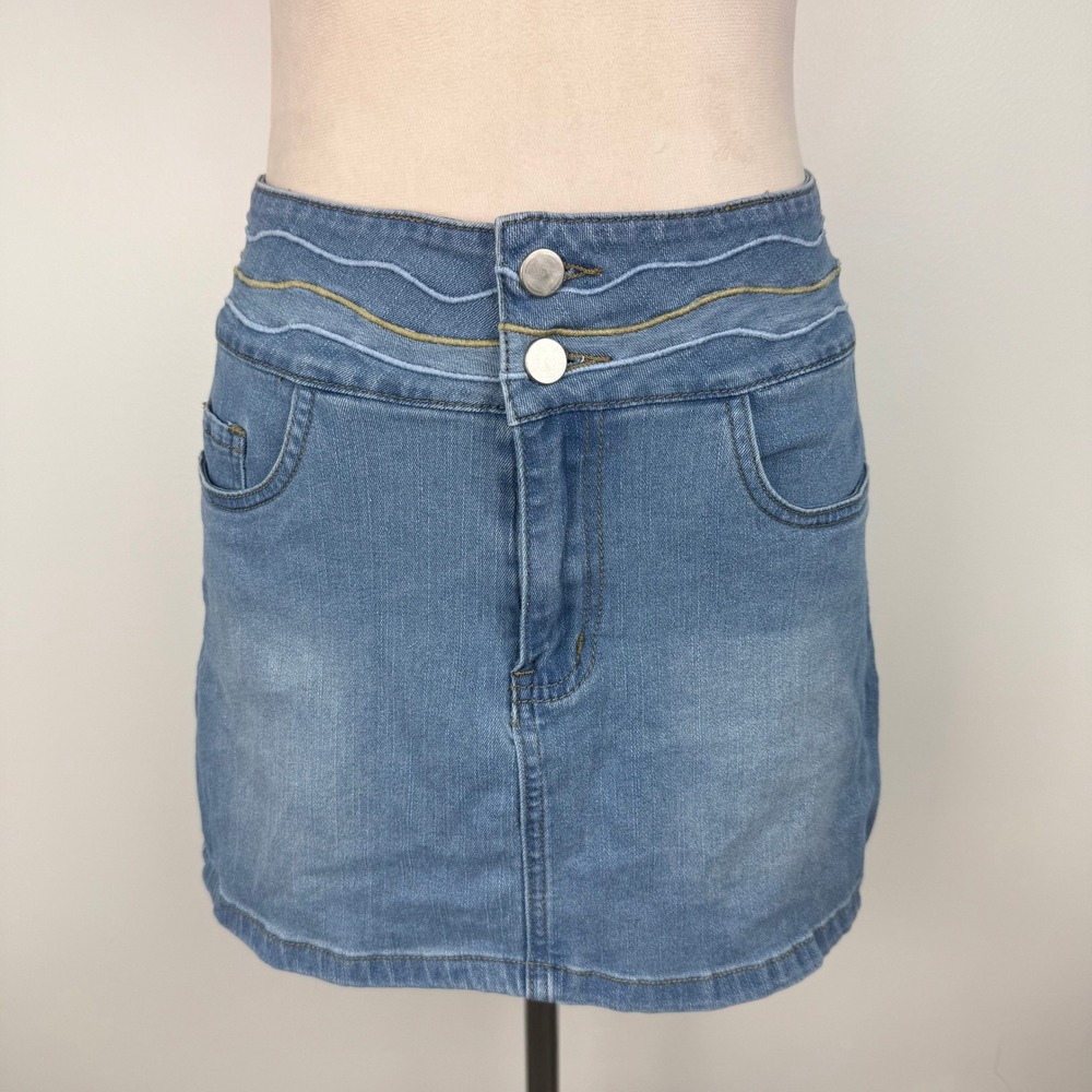 Romwe Womens Medium Wash Embroidered Butterfly Denim Mini Skirt Blue Size M US 6